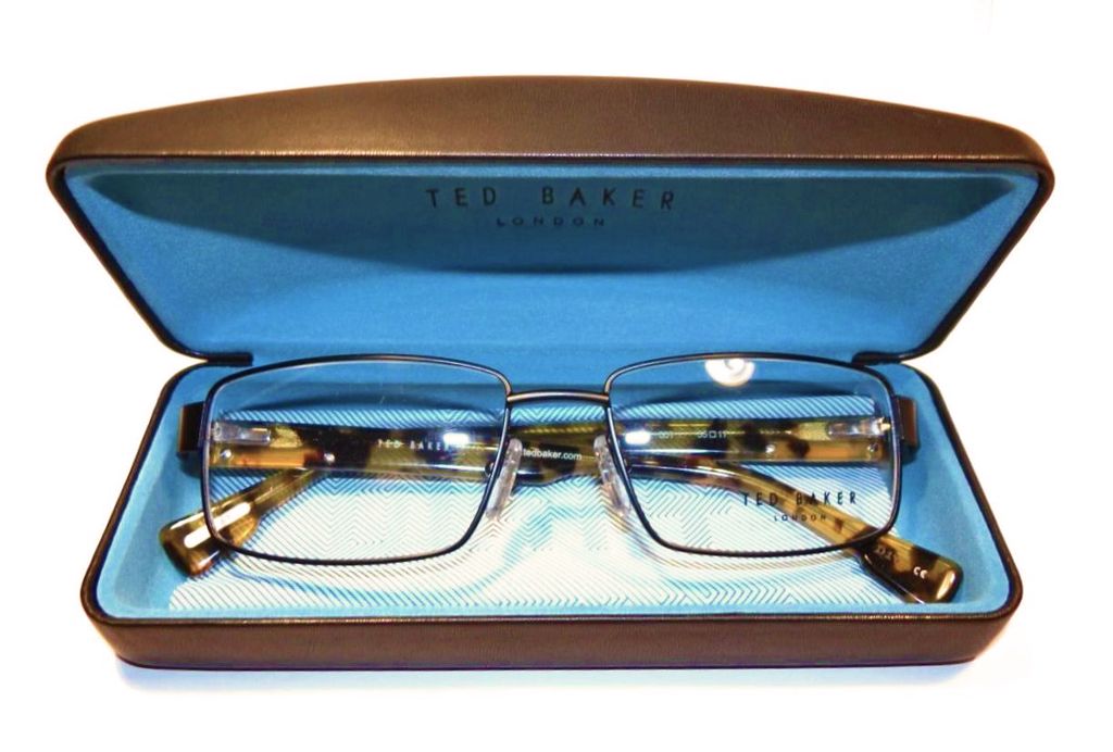Модные крупные очки Ted Baker Apex 4218 001 black