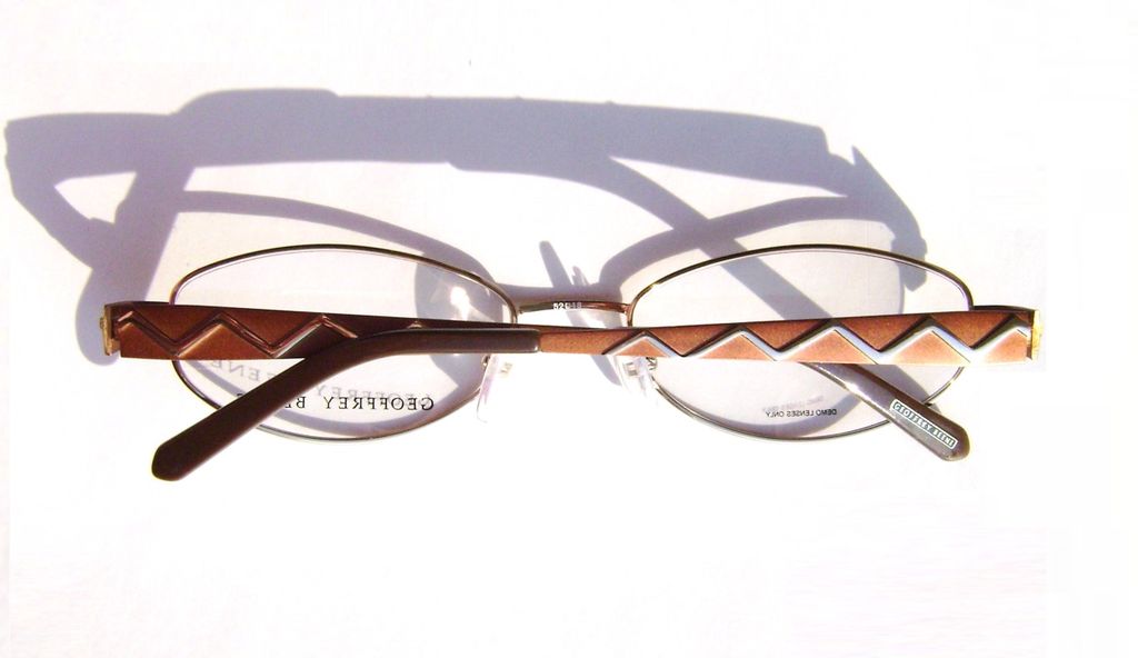 Модные классические очки Geoffrey Beene Ziggy Brown